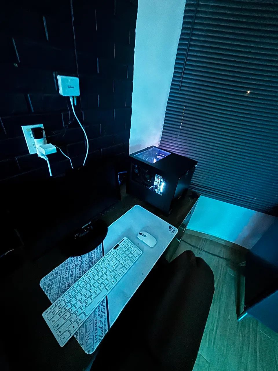 Mini pc gamer itx Xeon e3 1230 v2 - Foto 5