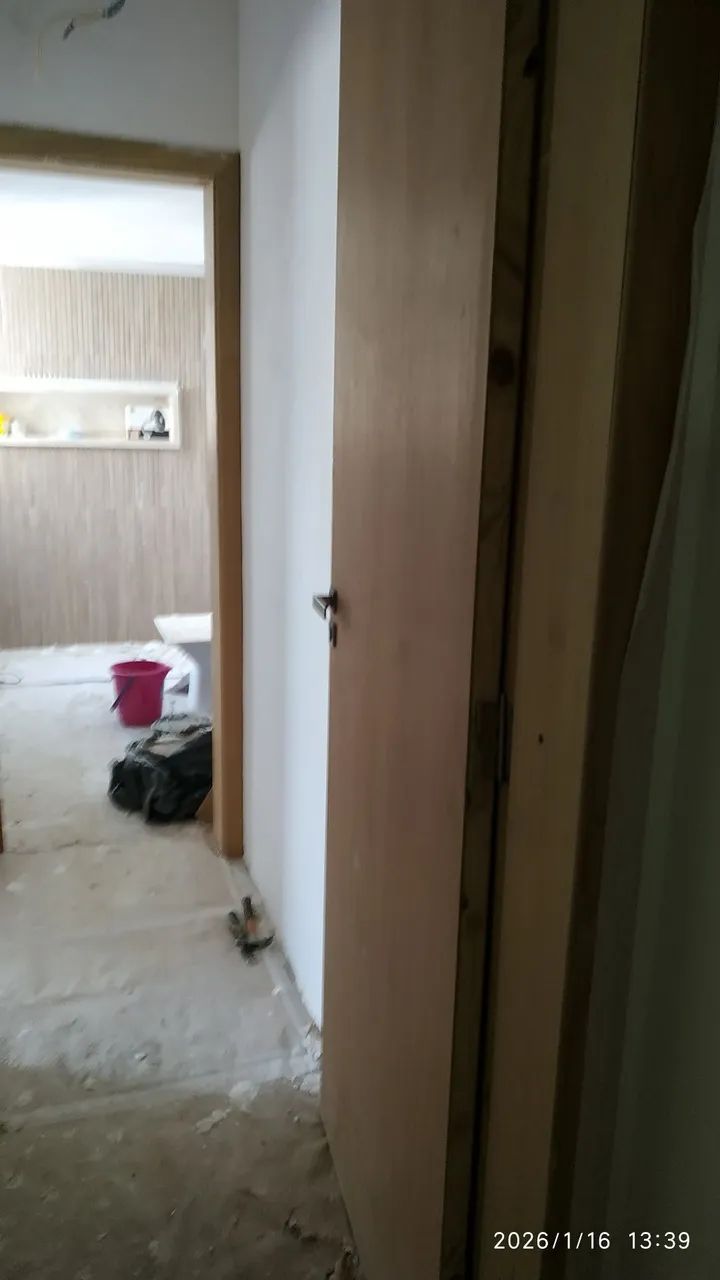 Marceneiro instalação de portas  - Foto 2