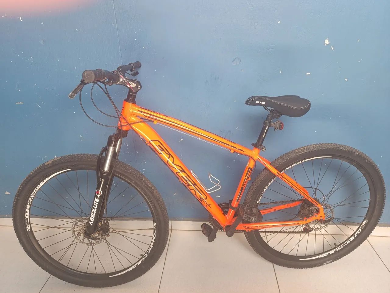 Bicicleta estado de nova R$1.600 - Foto 2