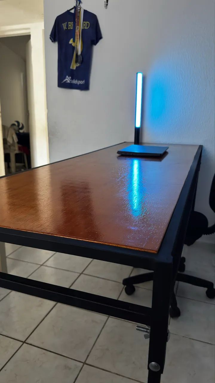 Mesa de quarto/escritório - Foto 3