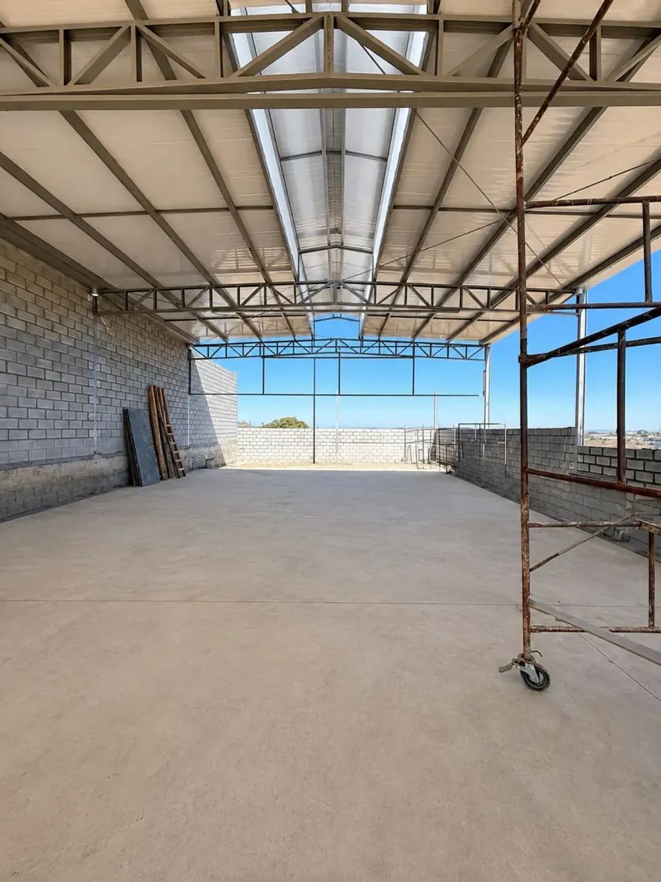 Galpão Comercial 300 m² para Locação em Pedro Leopoldo/MG - Foto 4