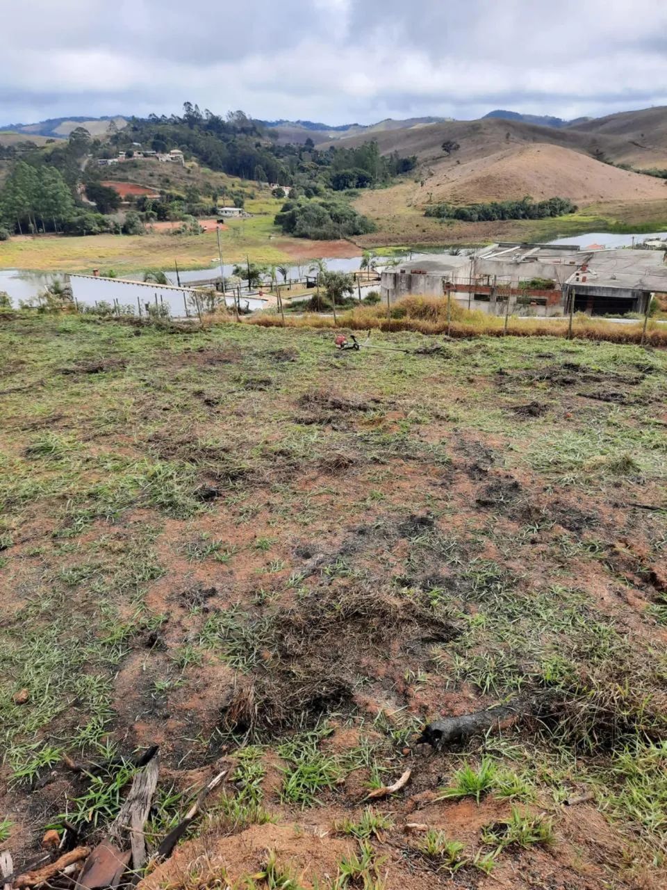 TERRENO COM ACESSO A REPRESA  - Foto 3