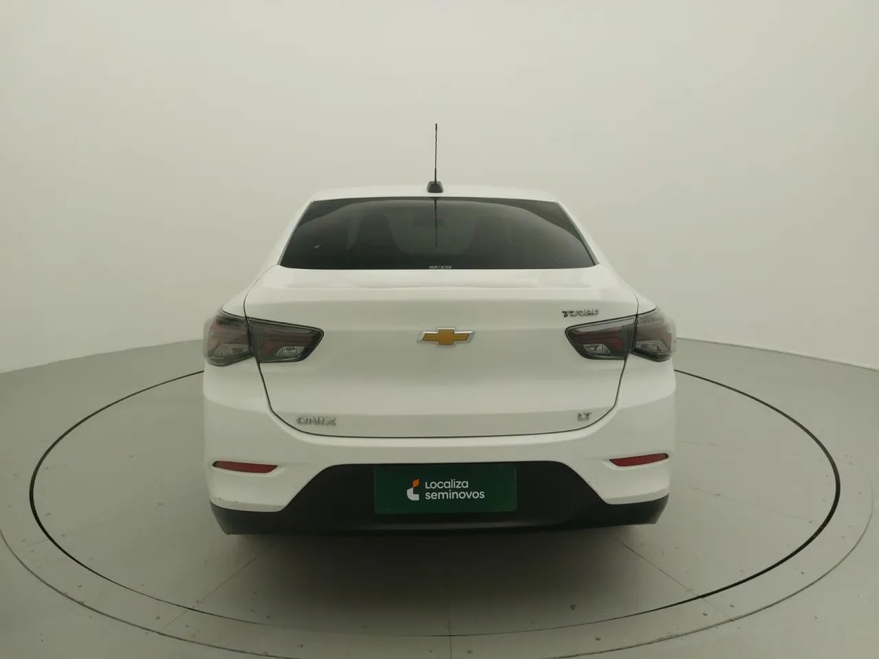 Chevrolet Onix Activ 1.4 8V Flex Aut. 4P, foto 4 de 18