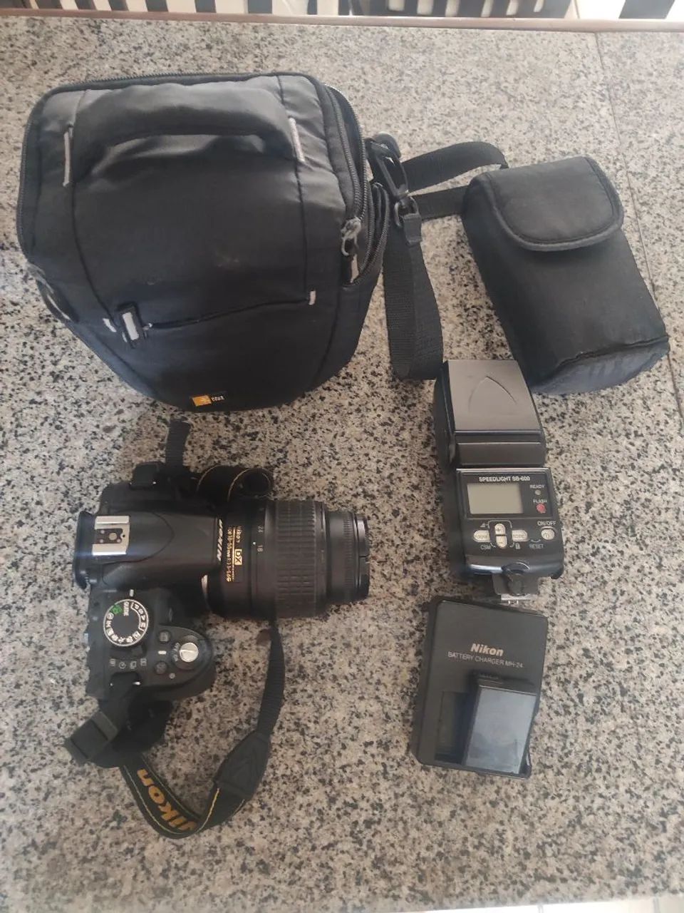 Camera nikon D3100 com Flash