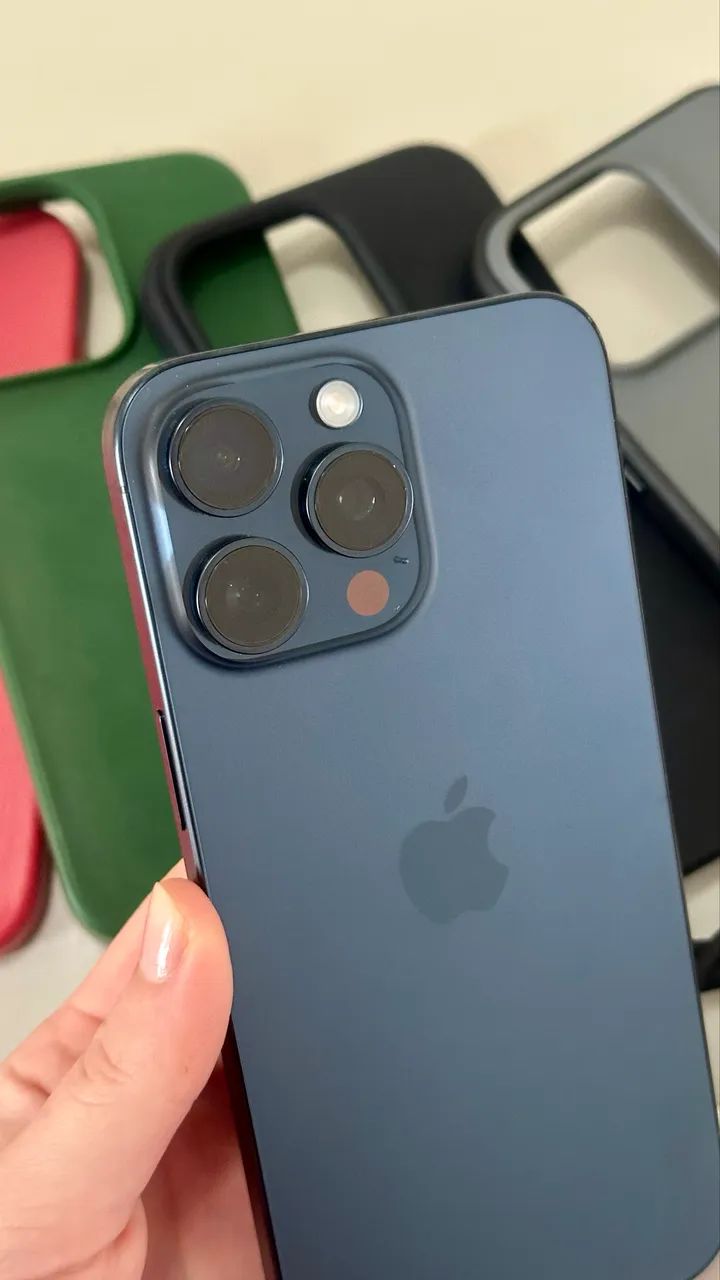 VENDO IPHONE 15 PRO MAX  - Foto 5