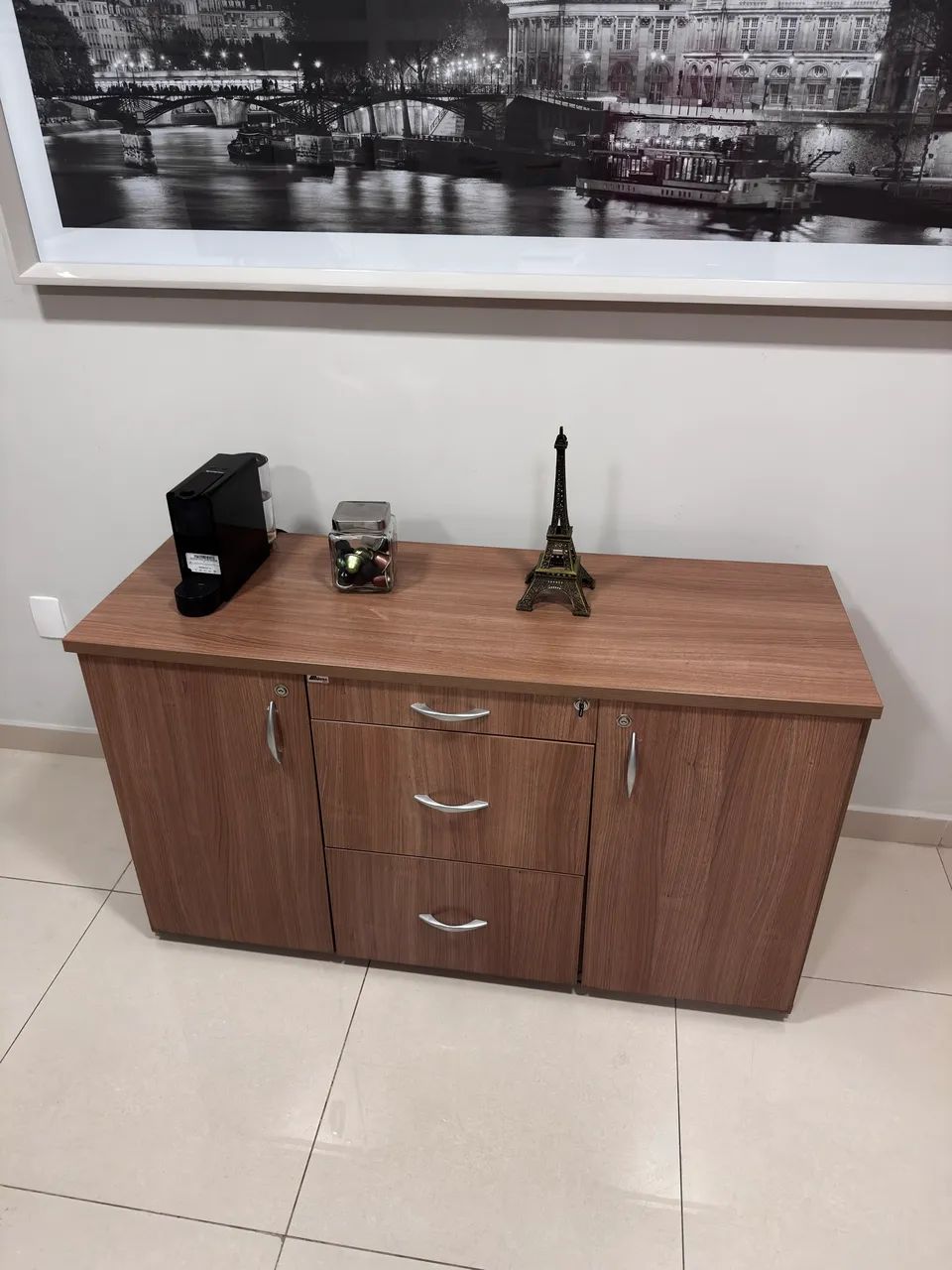Aparador armário escritório
