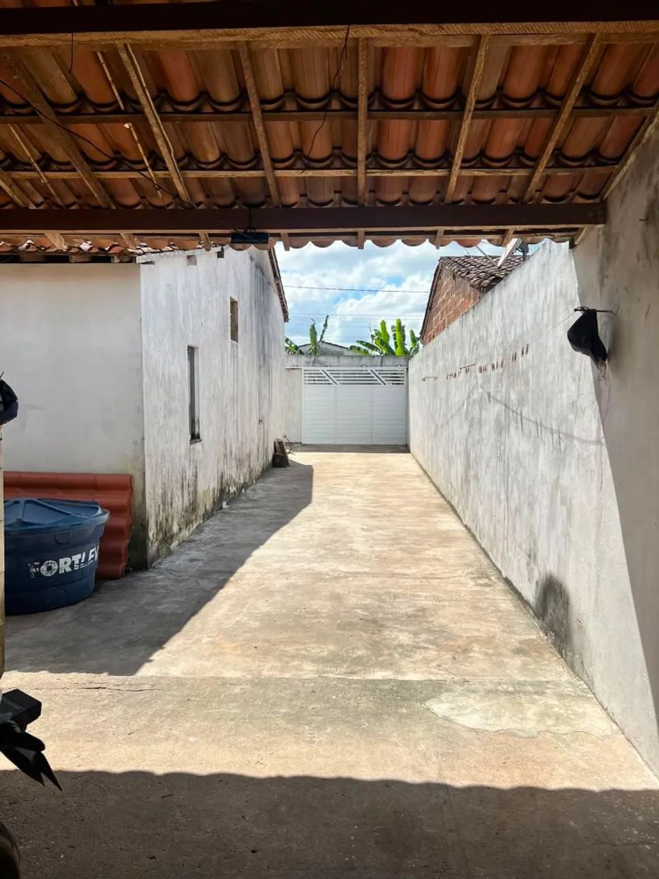 VENDE-SE CASA EM SALGADO-SE