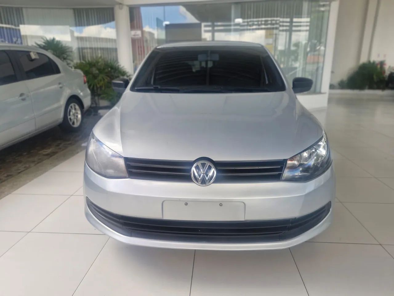 Volkswagen Gol (novo) 1.0 MI Total Flex 8V 4P 2014 - Foto 2