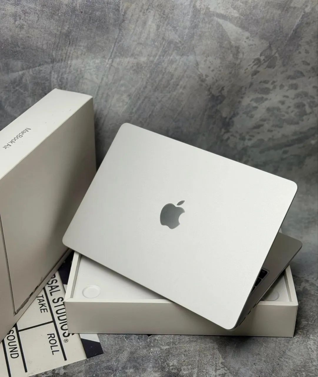 MacBook Air M4 16Gb/256GB 13.6? PRATA - Novo/Lacrado - Notebooks