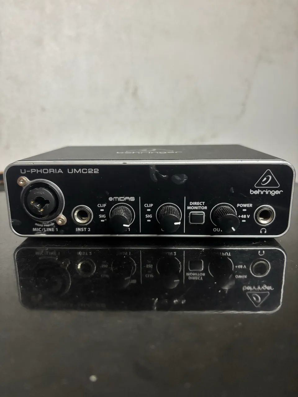 Interface de áudio Behringer U-phoria UMC22