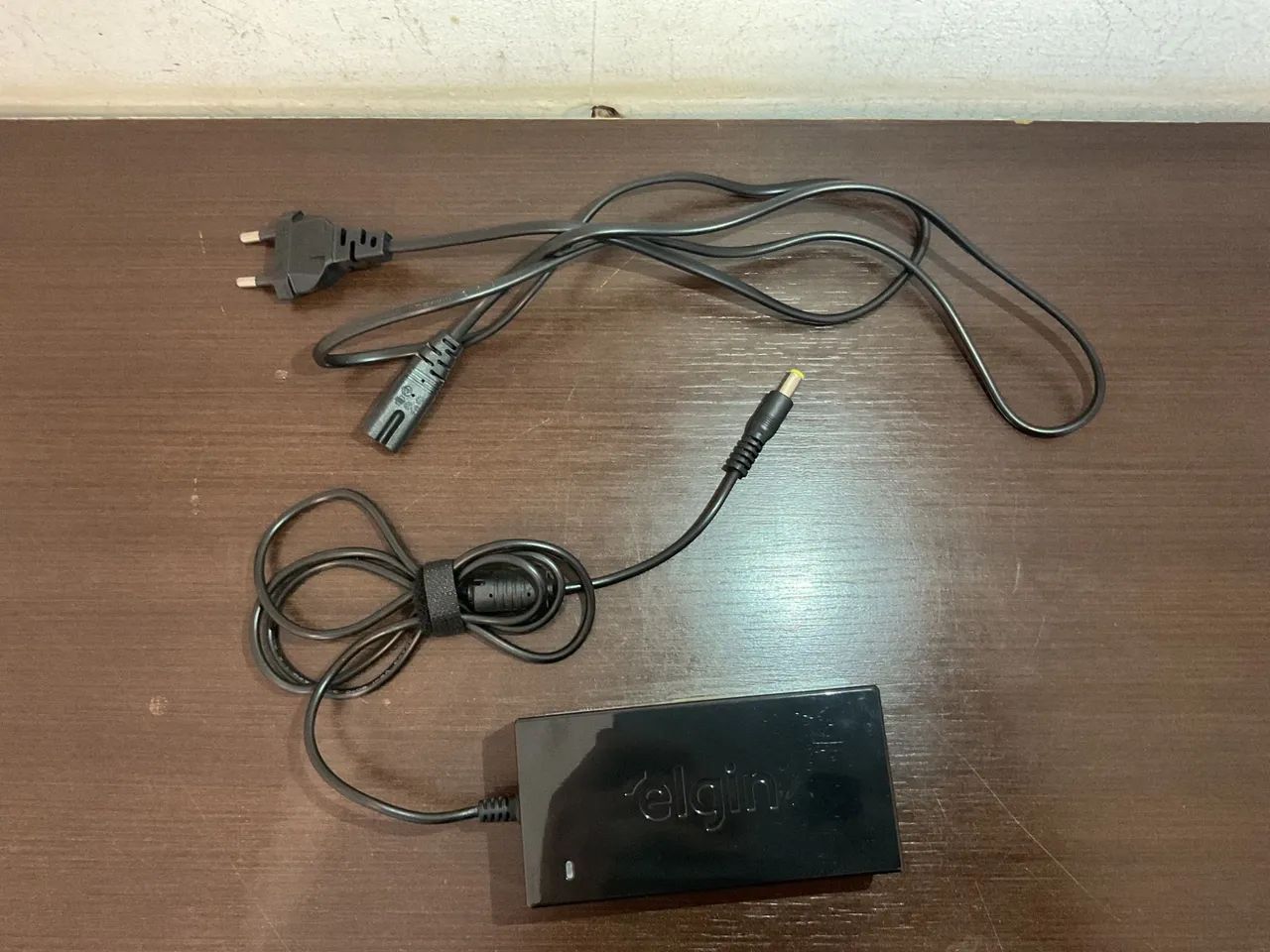 Fonte Universal para Notebook Elgin 90W | Completa | 10 Conectores - Foto 5