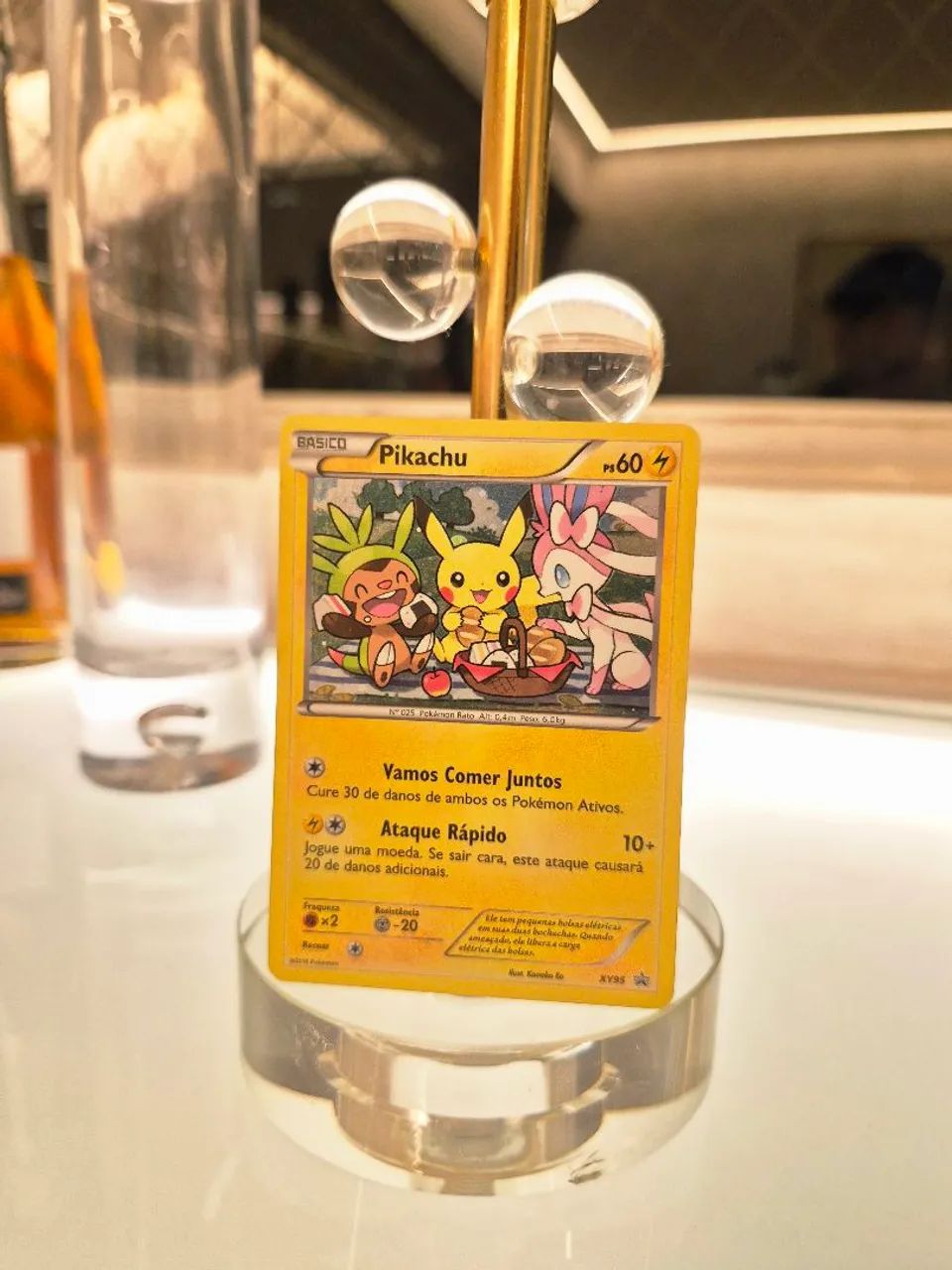 Carta pokemon pikachu 