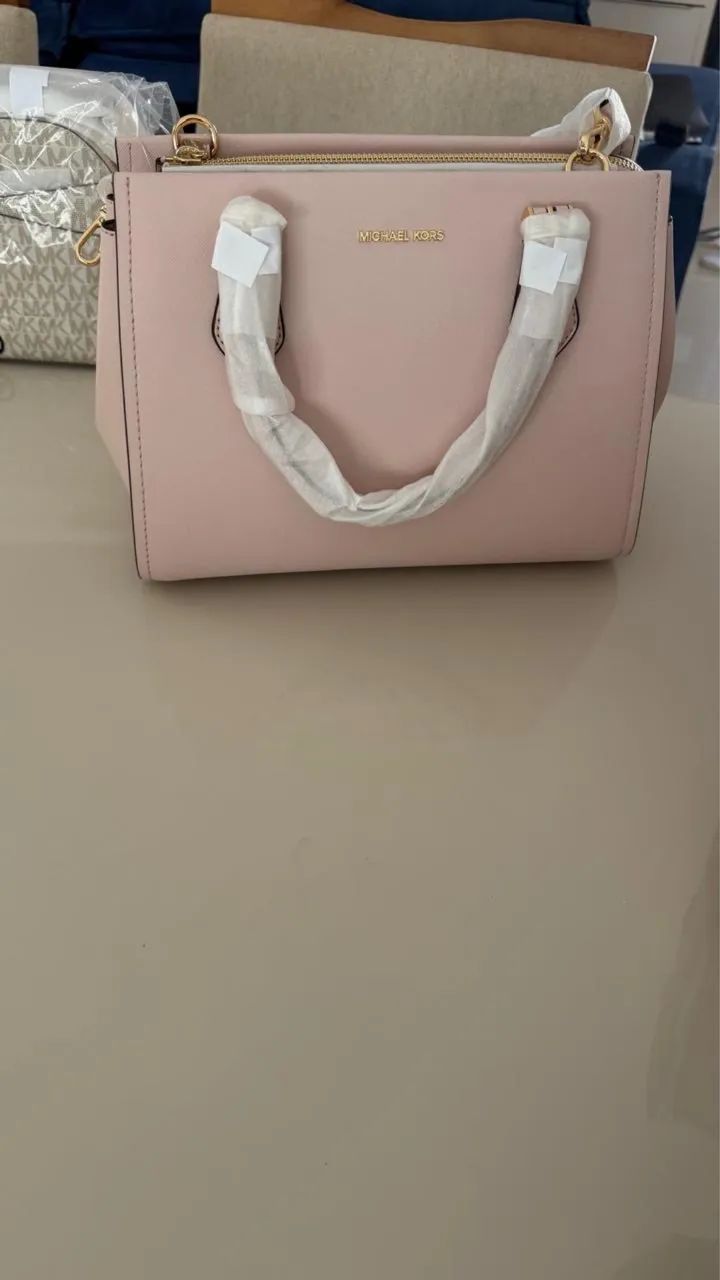 ? BOLSA MICHAEL KORS MARILYN - O TOQUE DE SOFISTICAÇÃO QUE VOCÊ MERECE! ? - Foto 2
