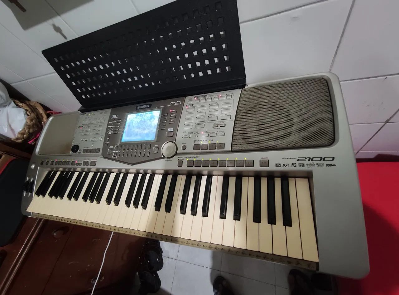 Teclado Yamaha PSR2100 - Foto 2