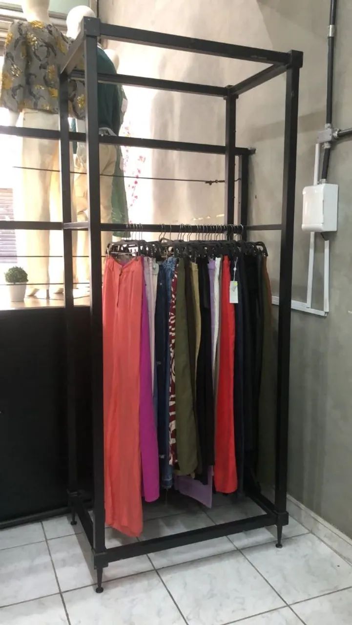 Arara para loja de roupas Le Lis Blanc  - Foto 2