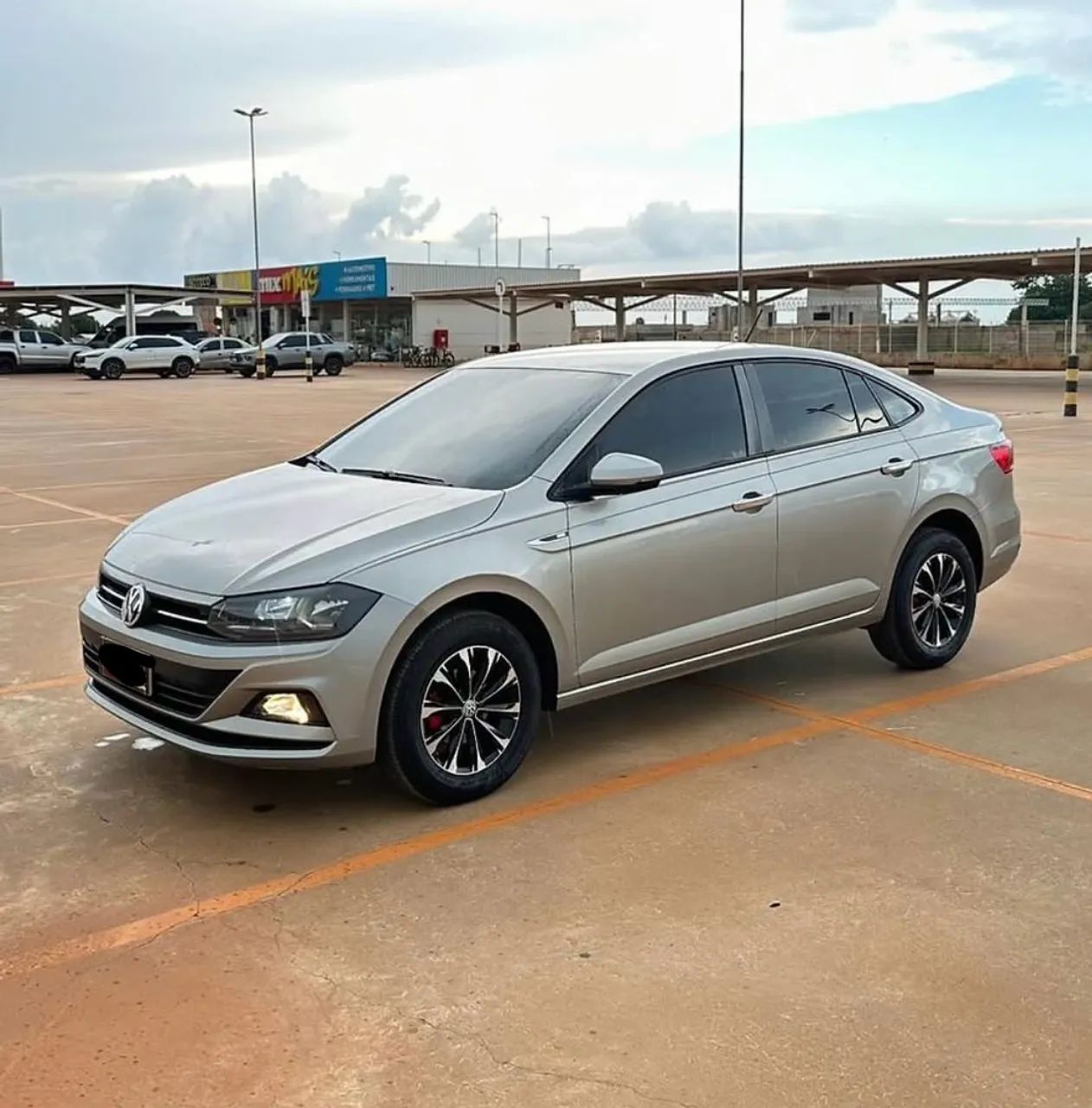 Volkswagen Virtus 1.6 MSI FLEX 16V 4P AUT. 2019