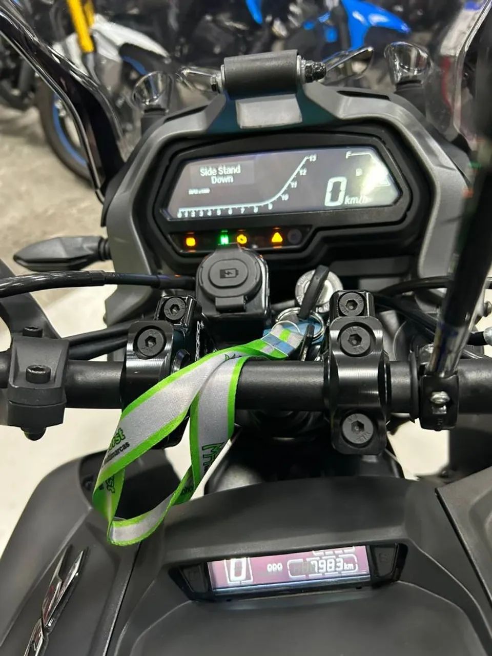 BAJAJ DOMINAR 400 - Foto 3