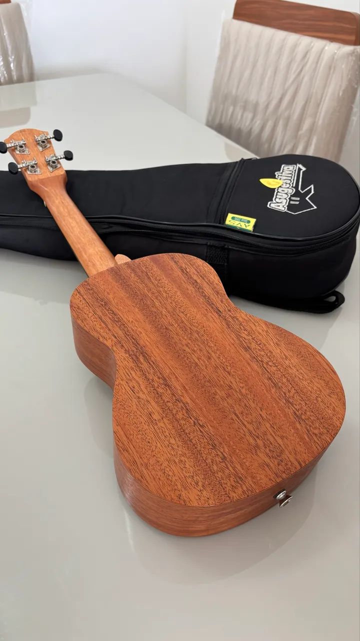 Ukulele Harmonics Concert UK20-NT - Excelente Estado + Capa + Palheta - Foto 3