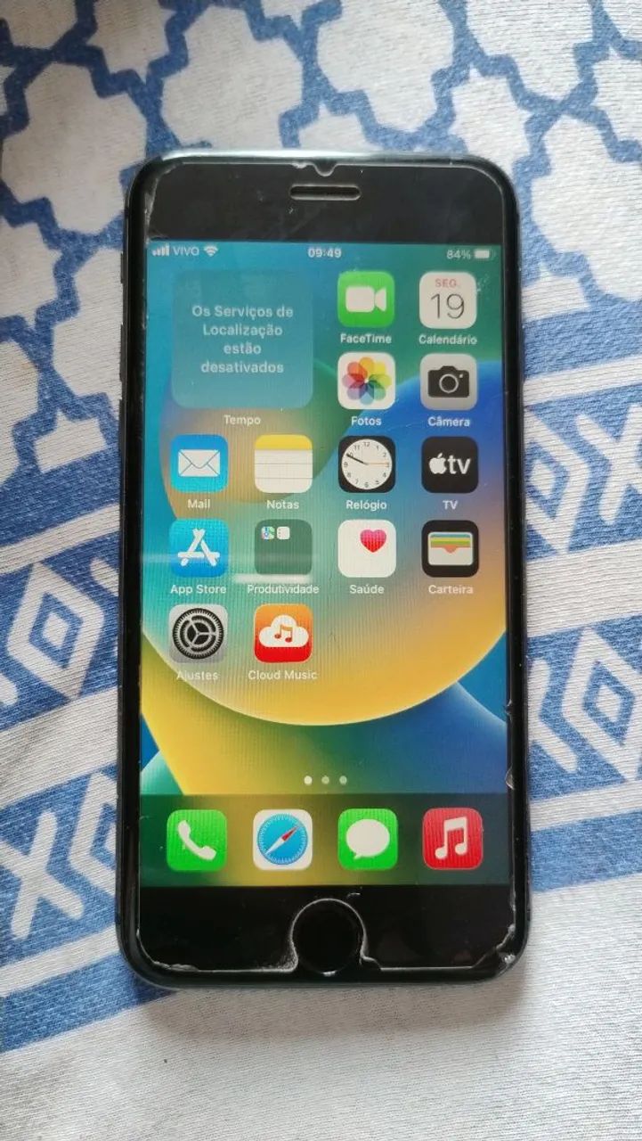 iPhone 8