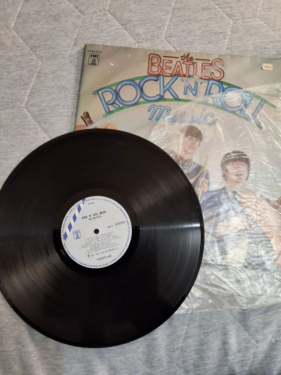 LP THE BEATLES 1976 DUPLO ROCK'N'ROLL - Foto 5
