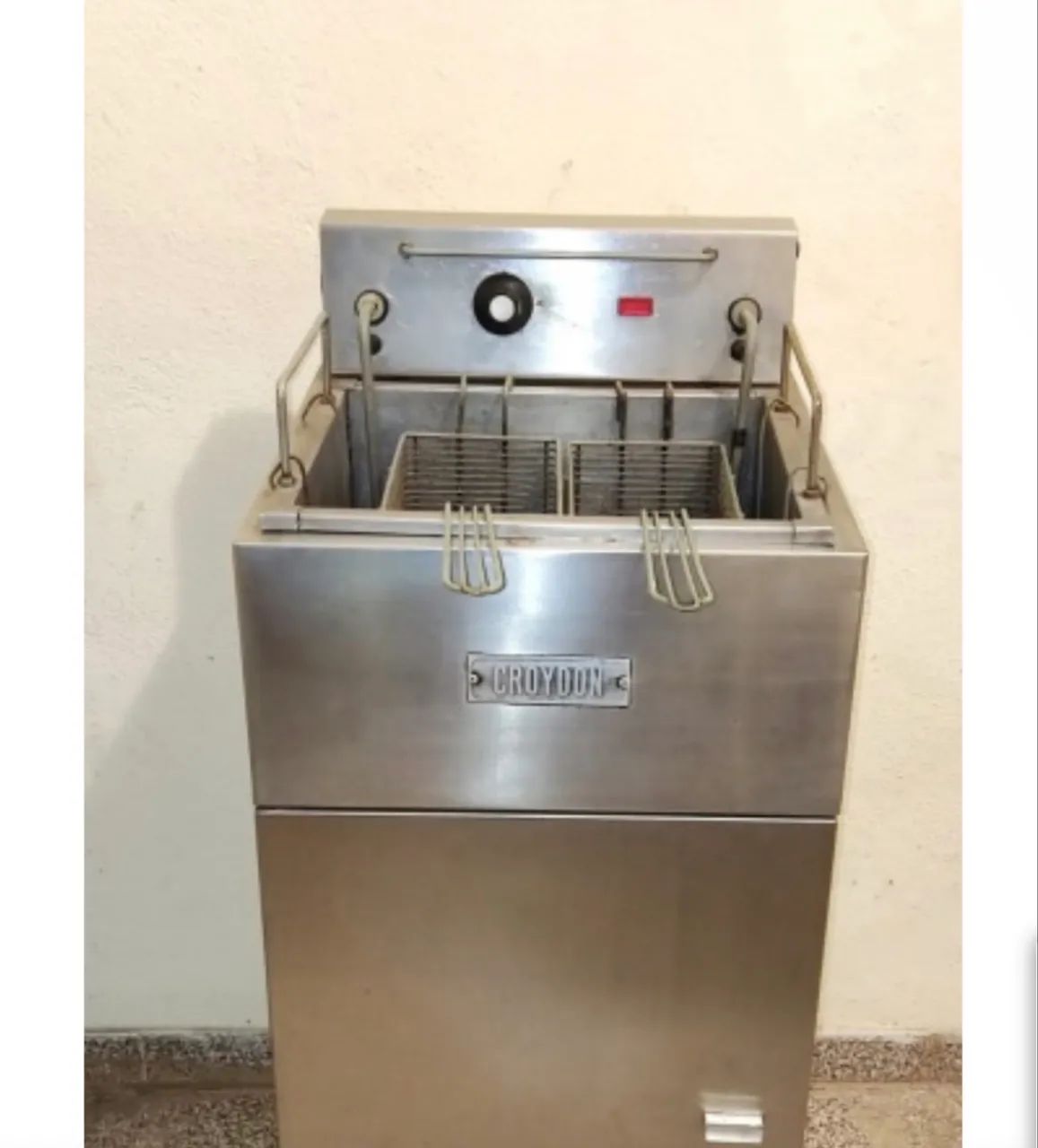 Vende -se fritadeira industrial - Foto 2