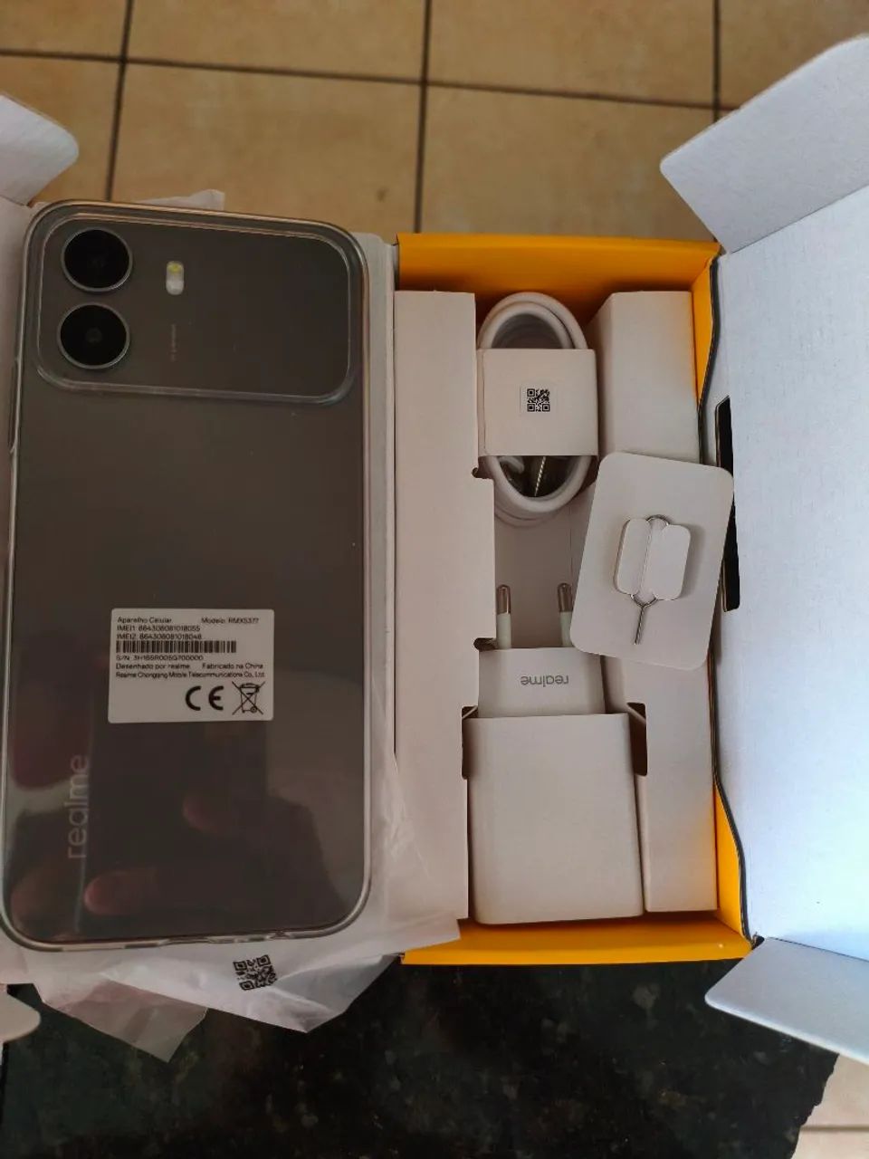 Realme p4