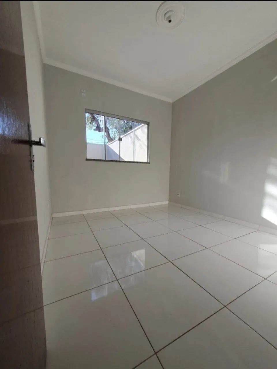 Casa para alugar Rua Ciríaco de Toleda - 2 quartos 