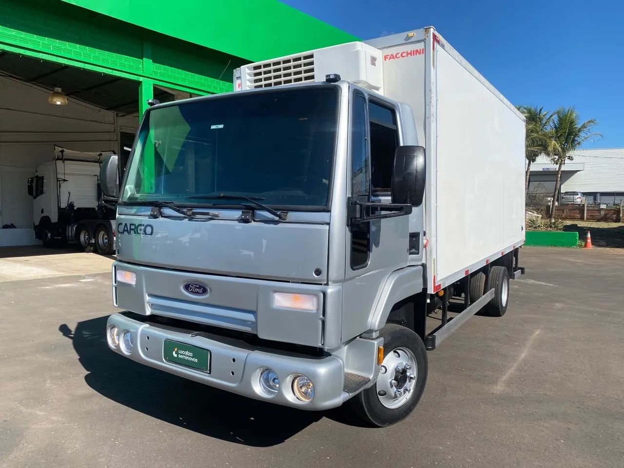 Ford Cargo 816 2013