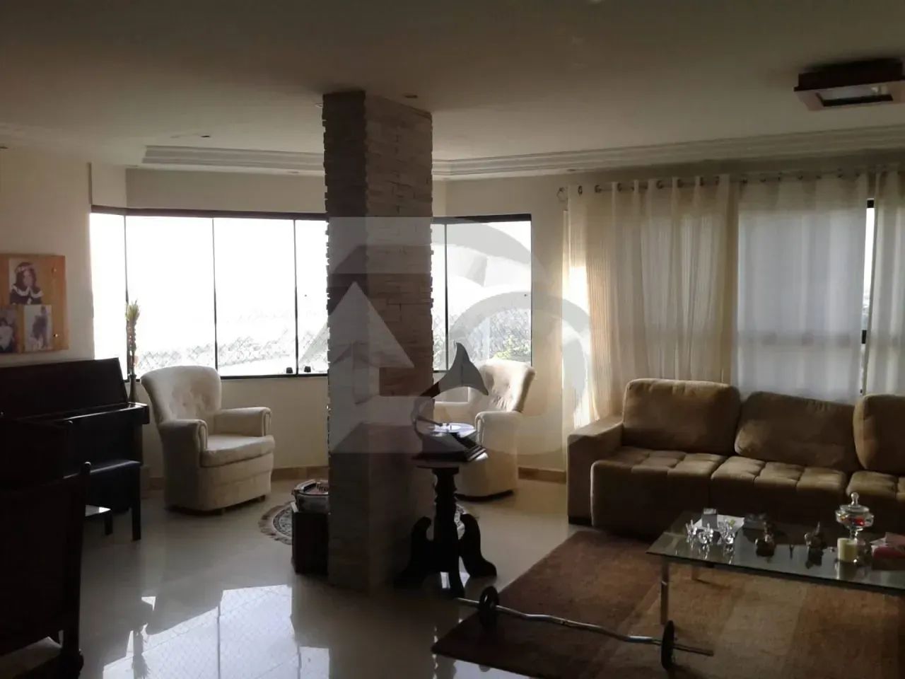 Apartamento de 290m² no Biarritz Plaza com 4 Quartos, Varanda, Lazer e 3 Garagens - Foto 5