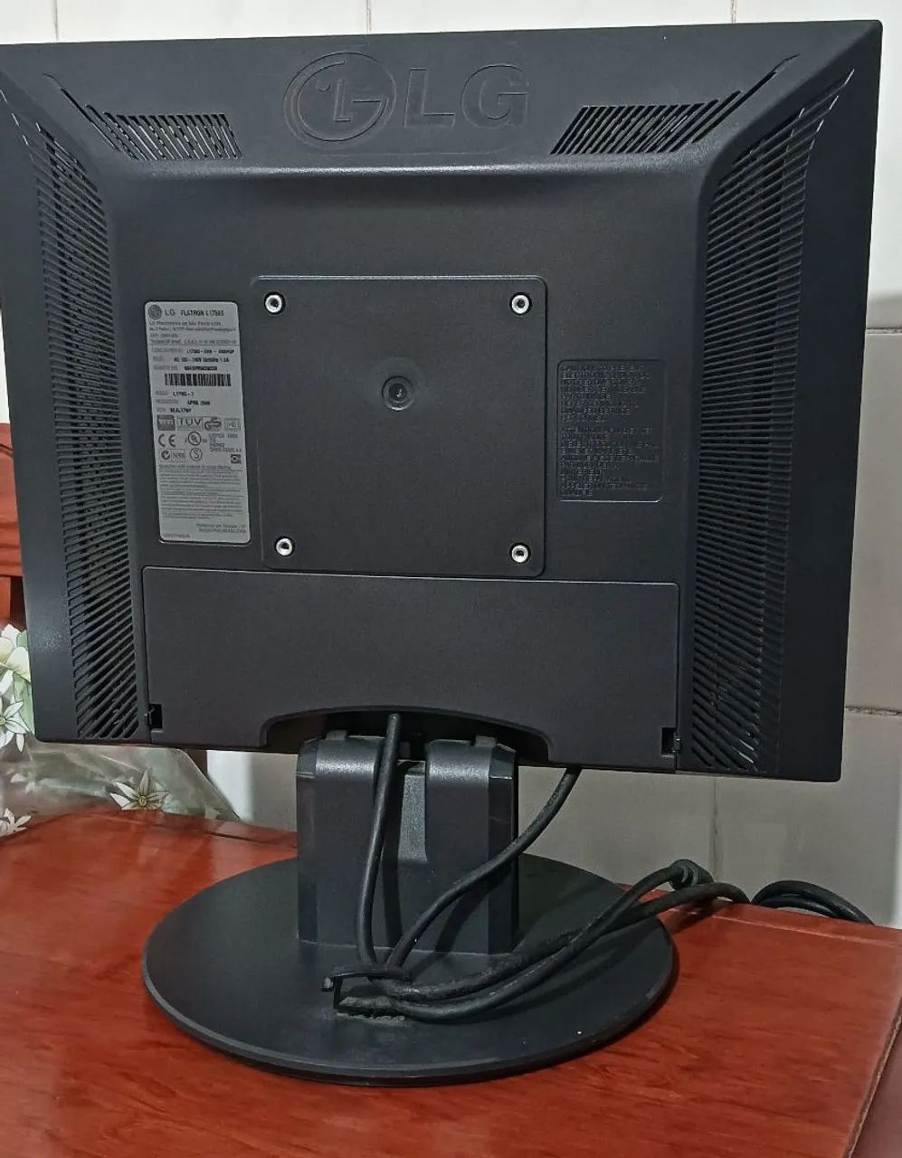 Monitor LG Flaton L1750 Funcionando Perfeitamente  - Foto 2