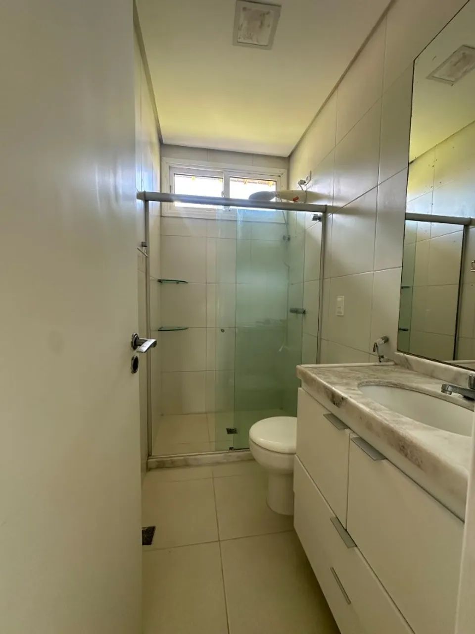 Excelente casa 04 quartos em condomínio - Foto 3