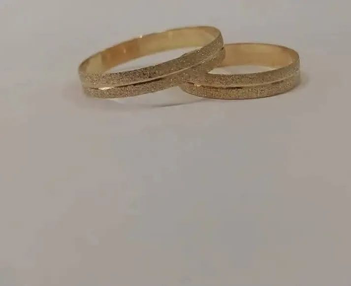Alianças de ouro 18k  - Foto 2