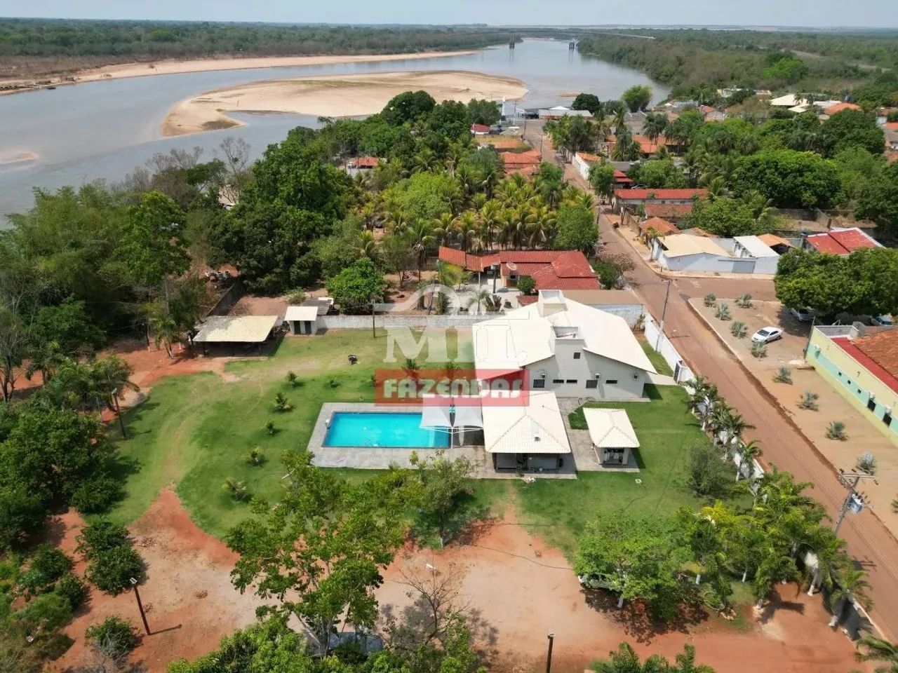 Rancho de lazer e Pesca (6.130 m2) Cocalinho - MT