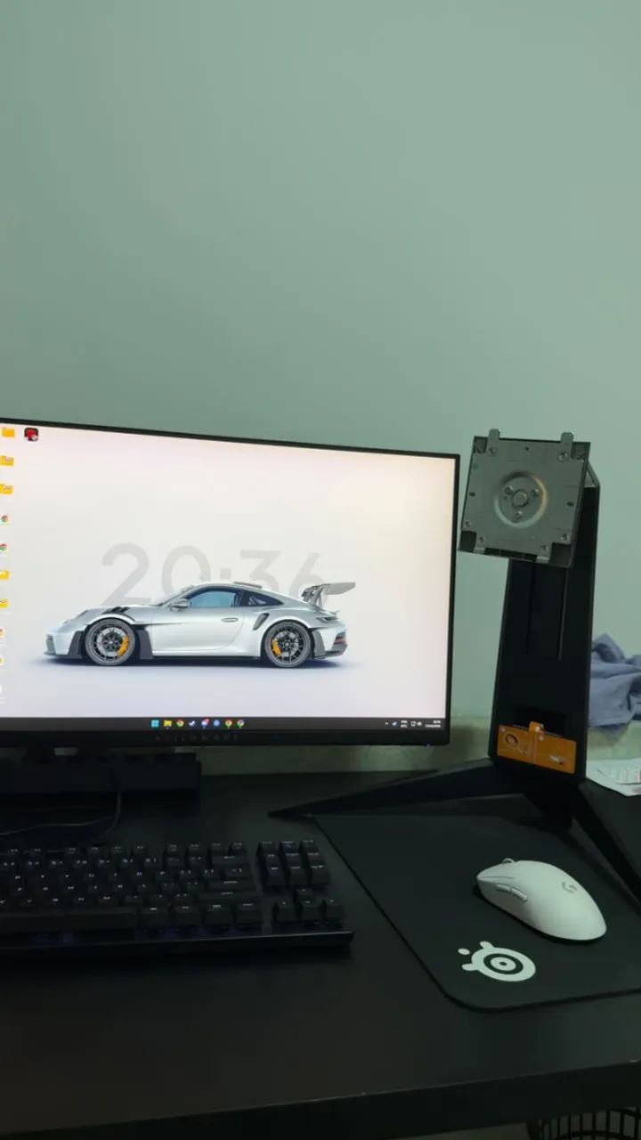 Monitor Alienware 24" 240hz