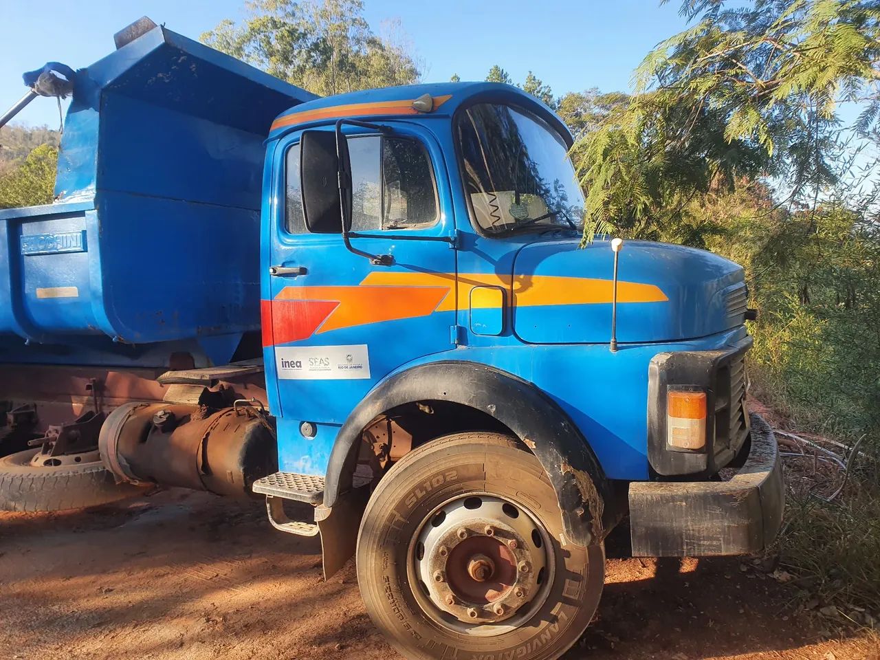 MB 1114 CAÇAMBA 