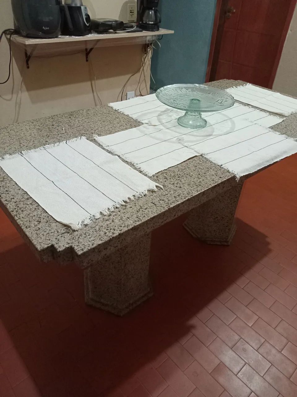 MESA TODA DE MARMORE 4 LUGARES.. 1.75× 75 - Foto 2