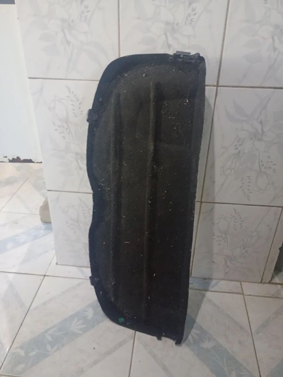 Vendo tampão da mala Onix 2014 - Foto 2