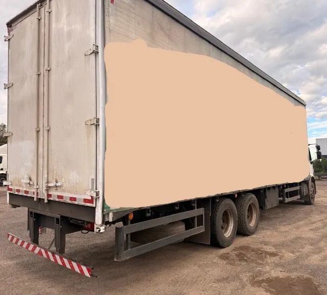 VOLVO VM 260 2011 COM SAIDER - Foto 4