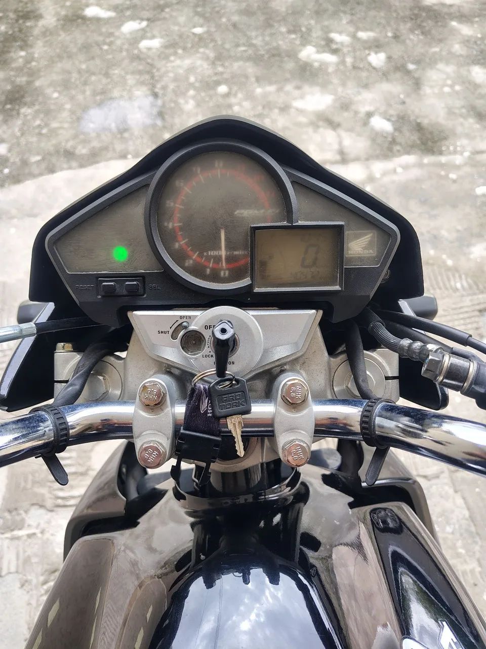 CBR 300 2014 - Foto 4