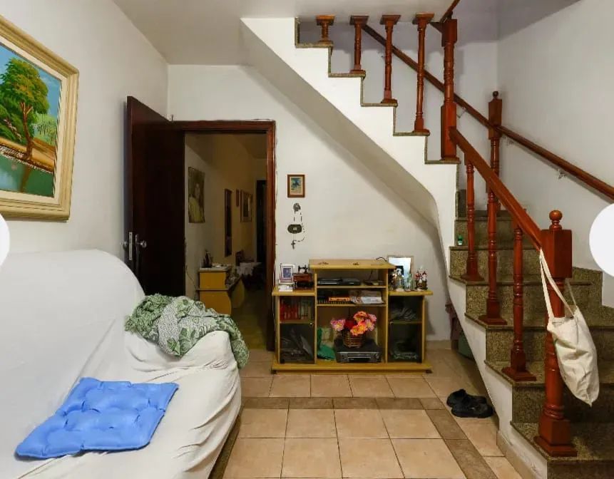 Sobrado à Venda com 4 Quartos e 2 Vagas | 123 m² | IPTU Isento - Foto 2