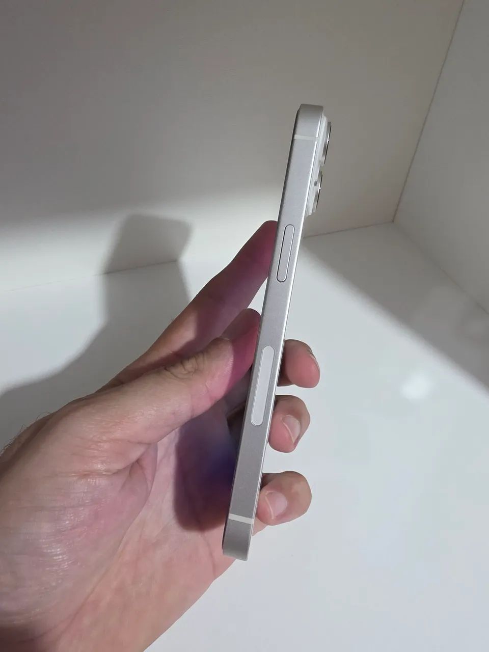 iPhone 14 Branco, Todo original com carregador e nota. - Foto 2