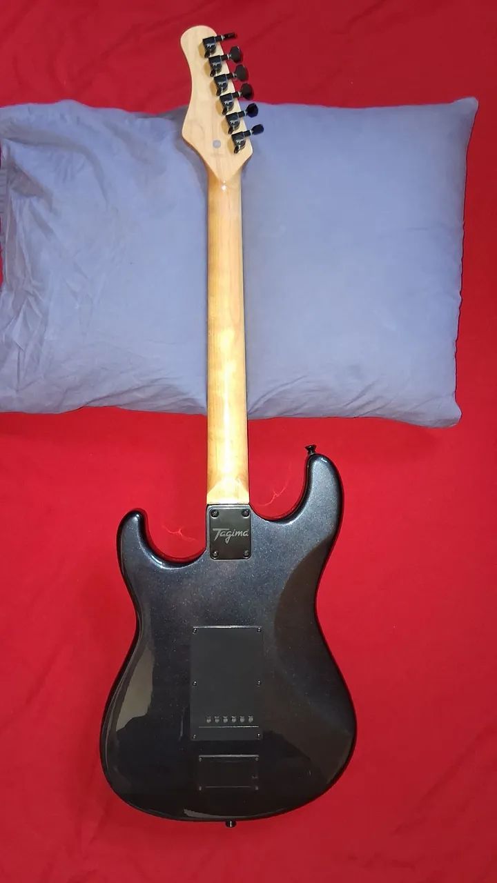 Guitarra Tagima Sixmart com efeitos de som - Foto 2
