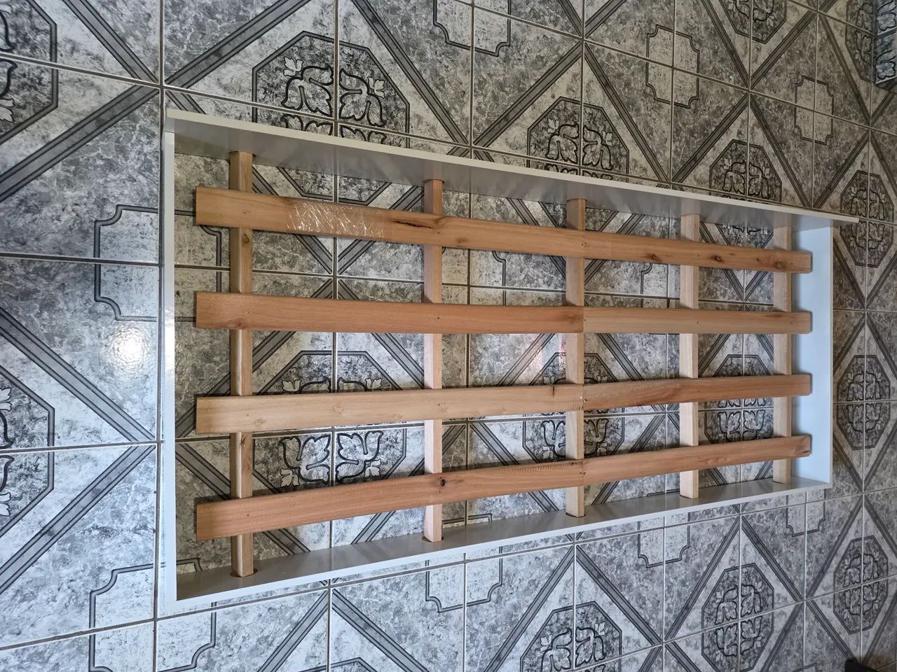 Estrado com rodinhas para cama auxiliar.  - Foto 5