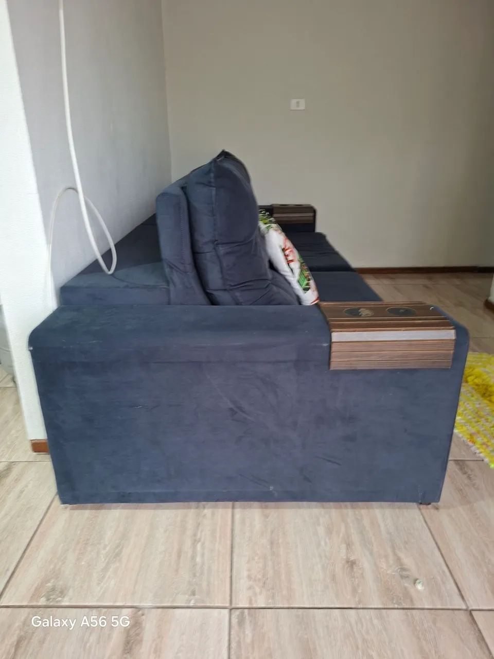 Sofa semi novo em bom estado. - Foto 5
