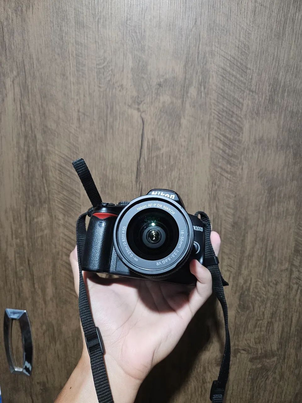 Câmera Nikon D3000 + Lente 18-55mm (Funcionando perfeitamente) - Foto 3