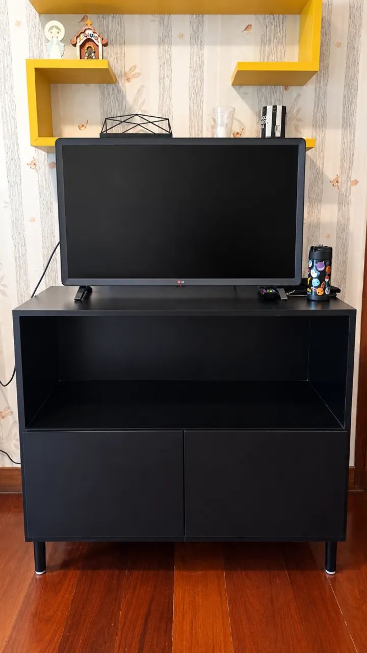 Armário/rack preto para TV