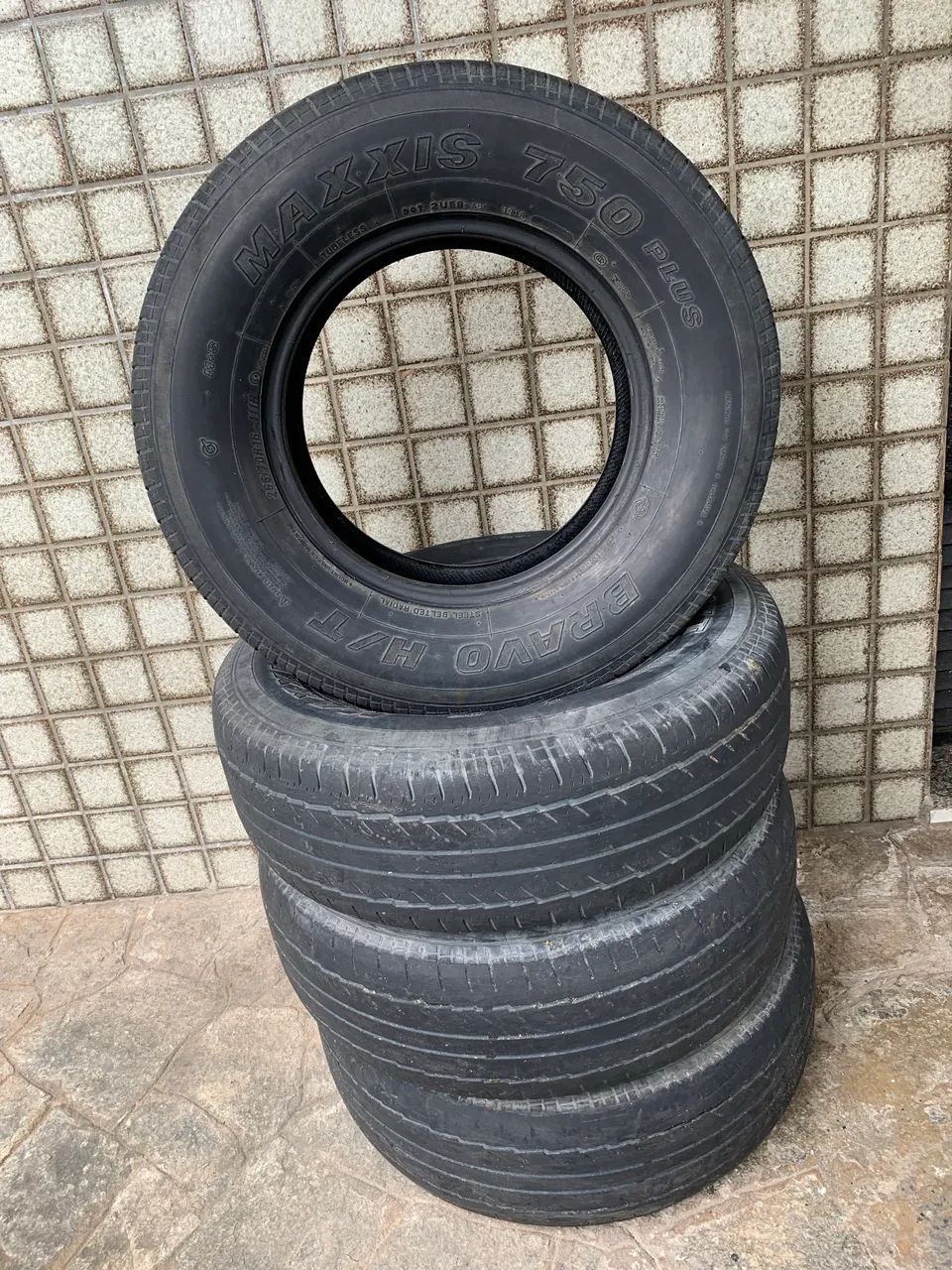 Pneus Maxxis Bravo HT 255/70/R16