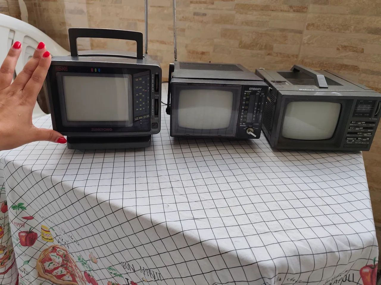 3 tvs antigas 