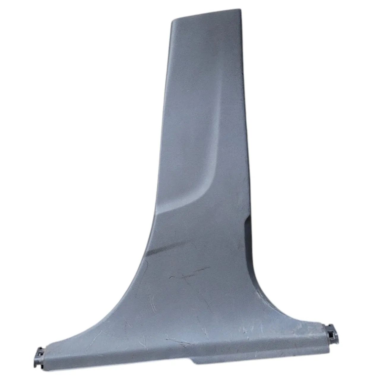 Moldura Inferior Direita Coluna Central Tracker 2021 C/dtlh