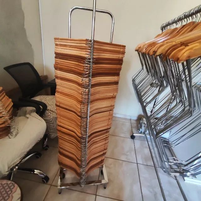 Vendo Estrutura Completa para Loja de Roupas - Foto 4